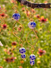 Load image into Gallery viewer, 🩵 Blue Willow — Blue & White Porcelain Floral Earrings