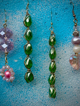 Load image into Gallery viewer, ๐ Emerald Glow Crystal Drop Earrings