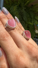 Load image into Gallery viewer, Pink Glass Crystal Adjustable Ring
