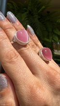 Load image into Gallery viewer, Pink Glass Crystal Adjustable Ring
