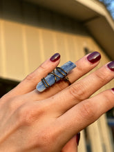 Load image into Gallery viewer, 🔵 Deep Indigo Kyanite Minimal Ring (Size 4.5)
