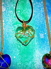 Load image into Gallery viewer, 🤍 Crystal Moonheart Necklace
