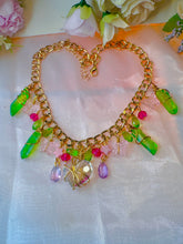 Load image into Gallery viewer, Lime Green Quartz &amp; Crystal Heart Butterfly Choker
